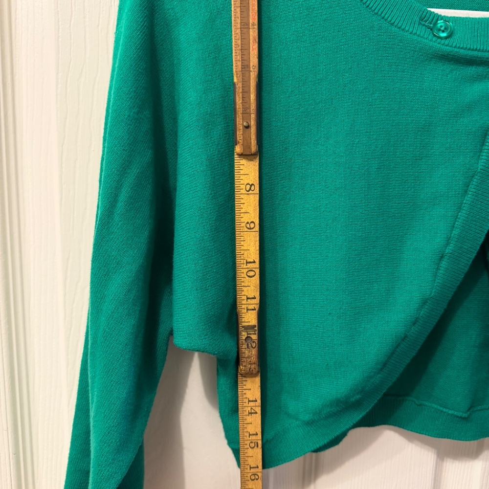 CAbi cropped cardigan—Size Small—Kelly green - Picture 5 of 6